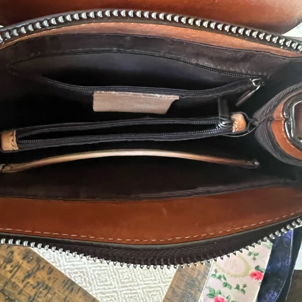 Women's Vintage Leather Backpack, New Buckle School Bag. - Picture 8 of 13